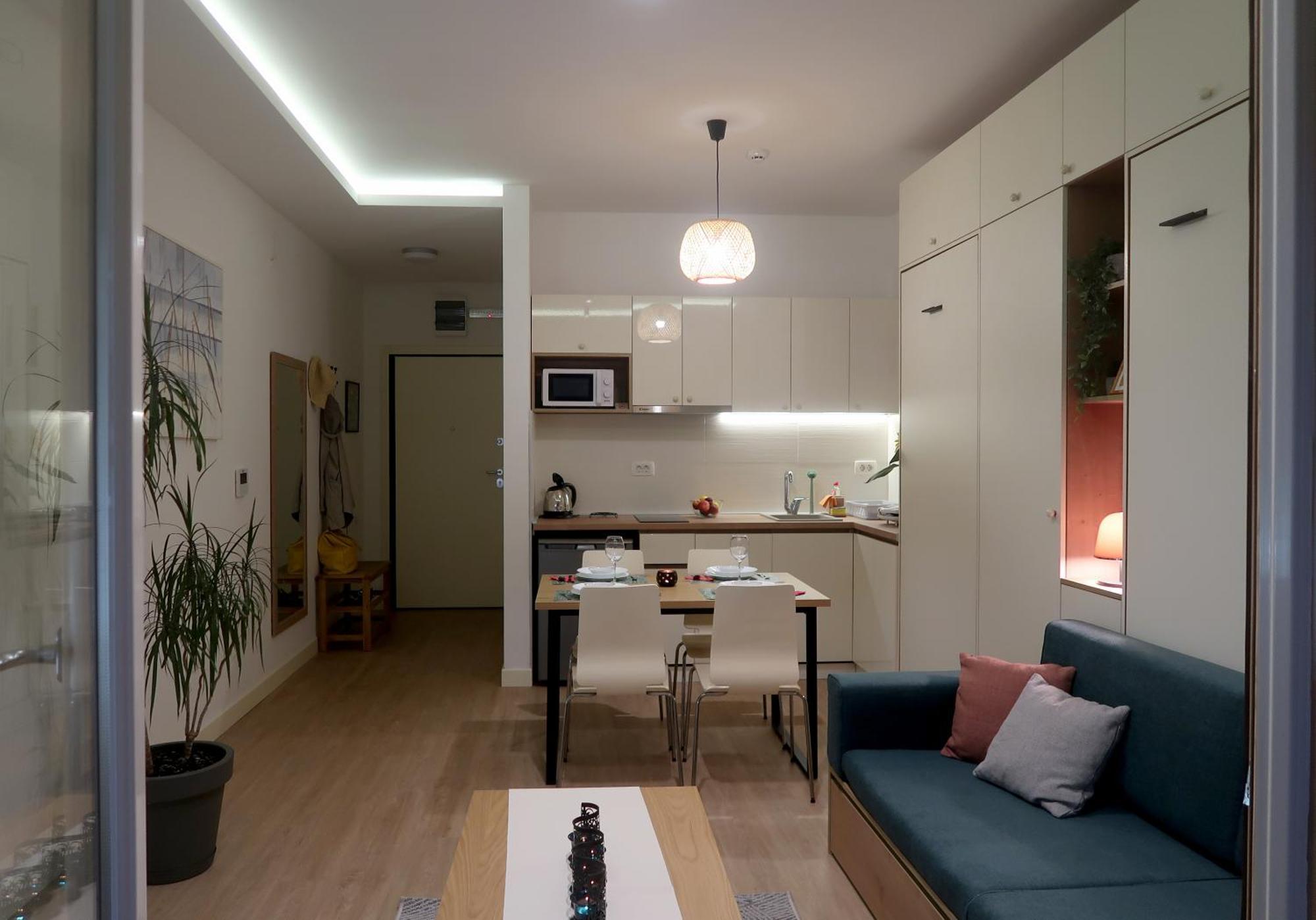 Cozy Nest, 350M To Beach, Free Parking, Wi-Fi โกตอร์ ภายนอก รูปภาพ