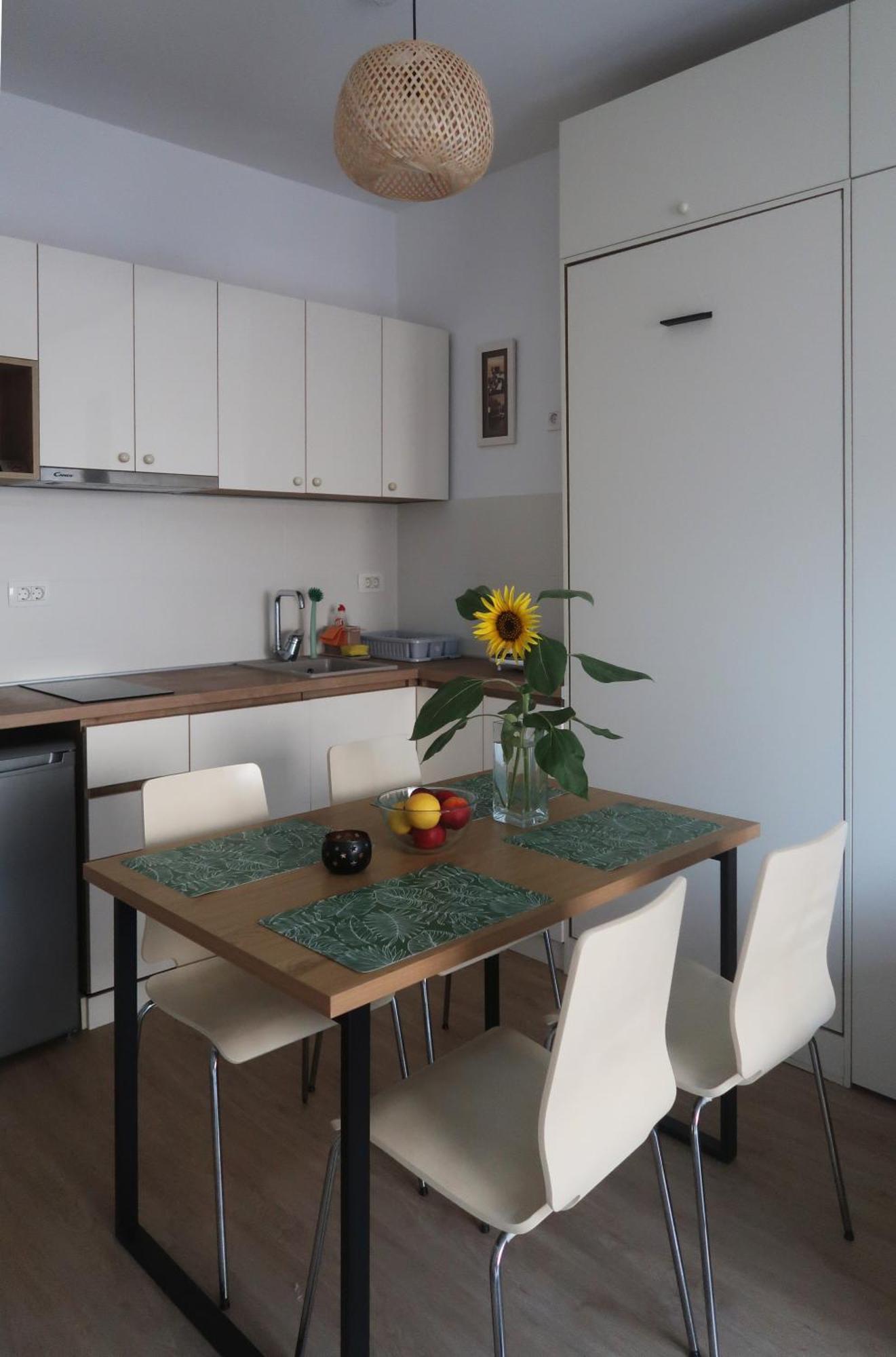 Cozy Nest, 350M To Beach, Free Parking, Wi-Fi โกตอร์ ภายนอก รูปภาพ